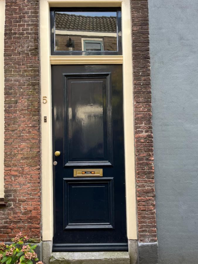 B&B De Kamer Hiernaast Gouda Exteriör bild
